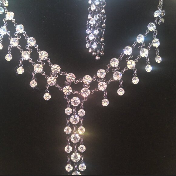 beautiful new necklace and earring set - JNY - Picture 1 of 2